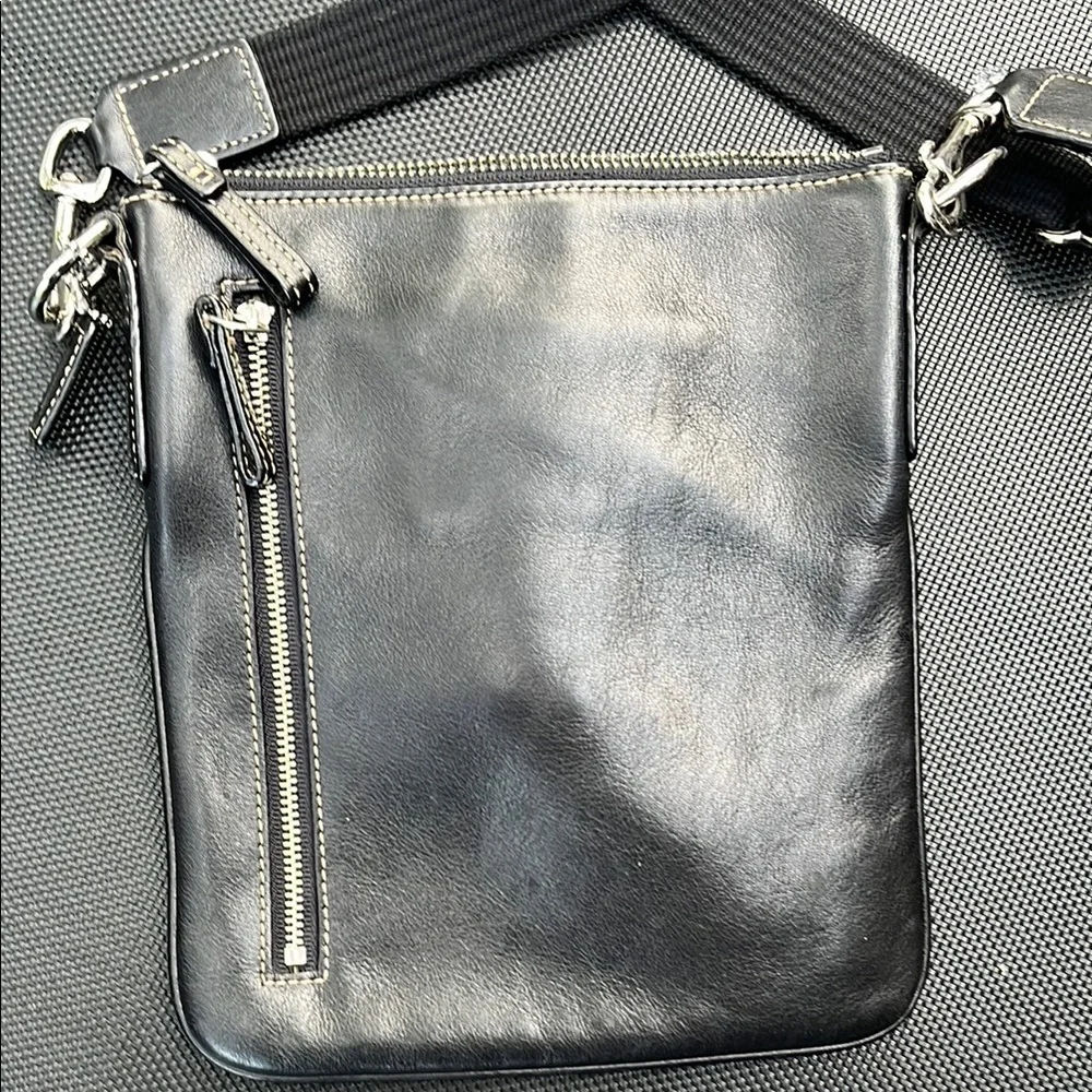 Coach‎ purse Black Leather womens Crossbody Bag soho
